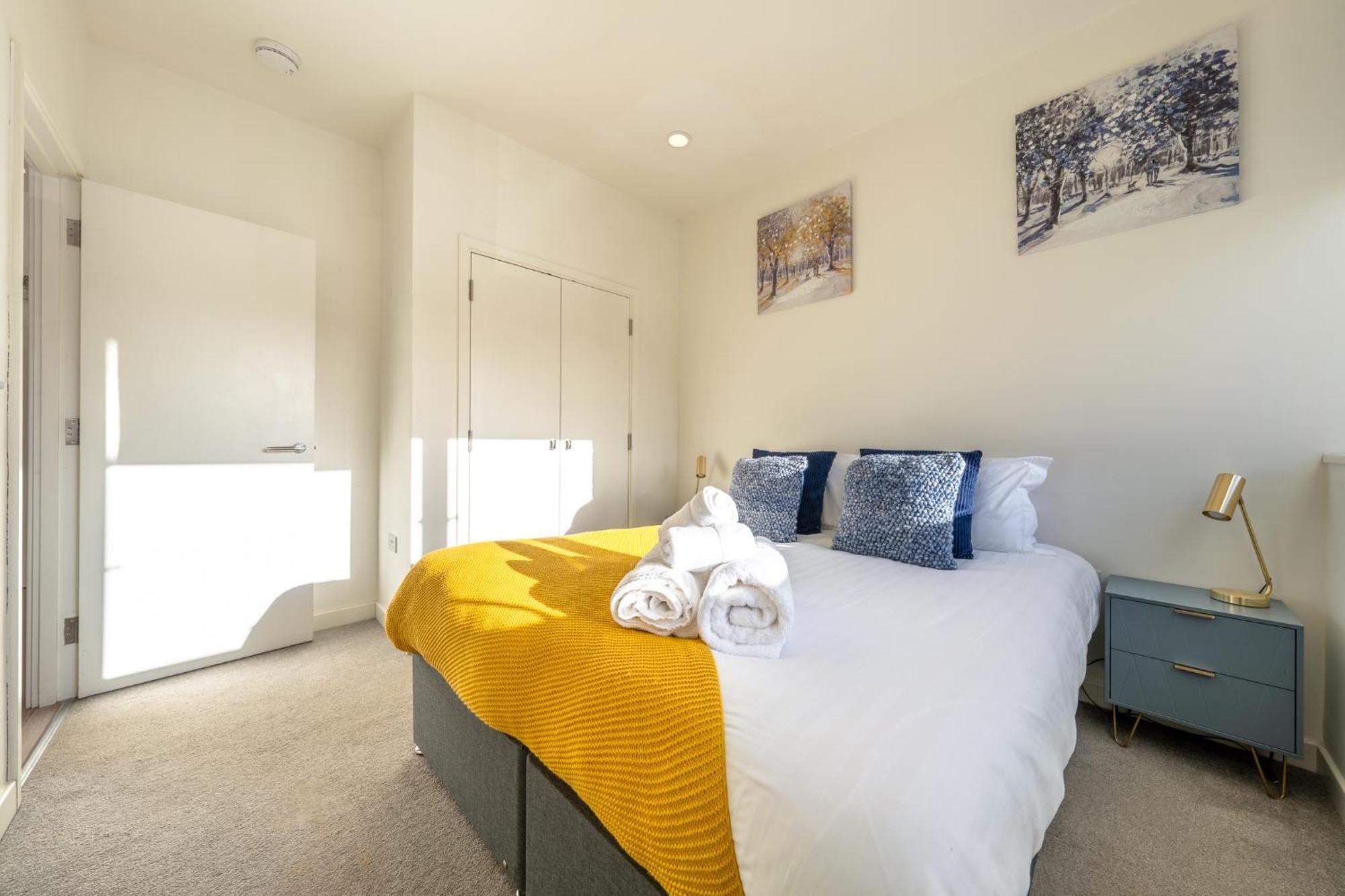 Luxury 1 Bedroom Serviced Apartment With Roof Terrace & Gym Stevenage Exteriér fotografie