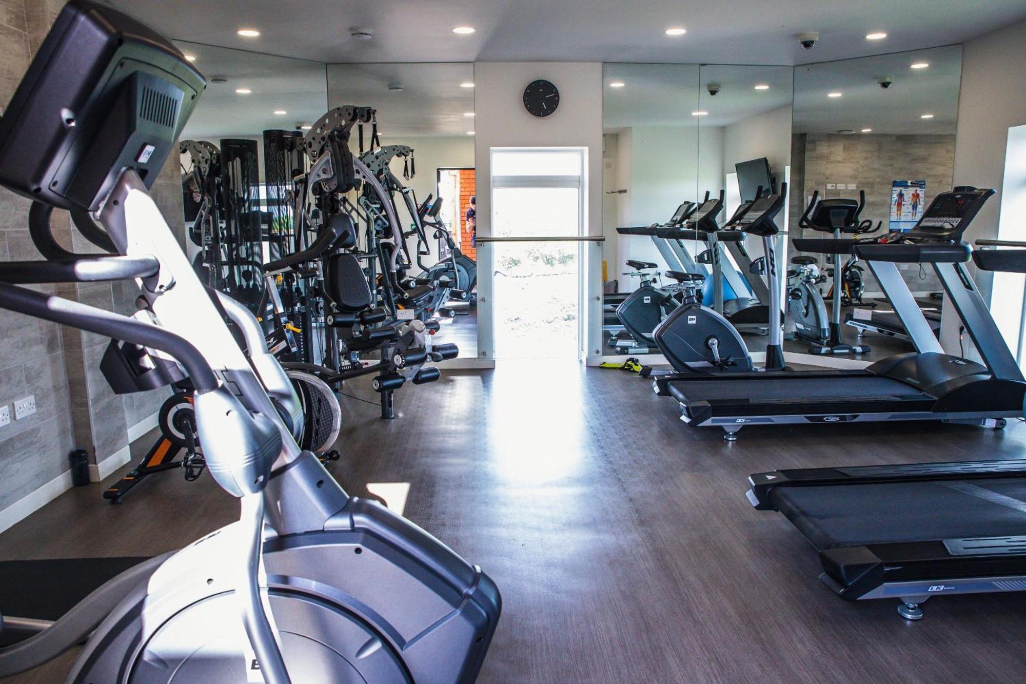 Luxury 1 Bedroom Serviced Apartment With Roof Terrace & Gym Stevenage Exteriér fotografie